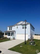 Building Photo - 517 Jarama Cir