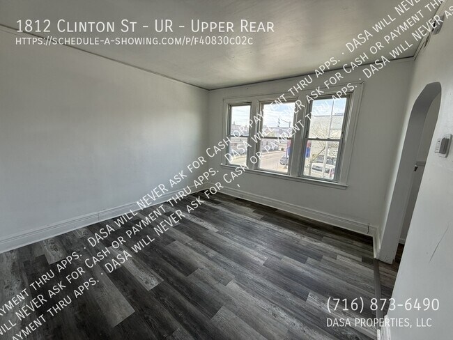 Foto del edificio - 1812 Clinton St