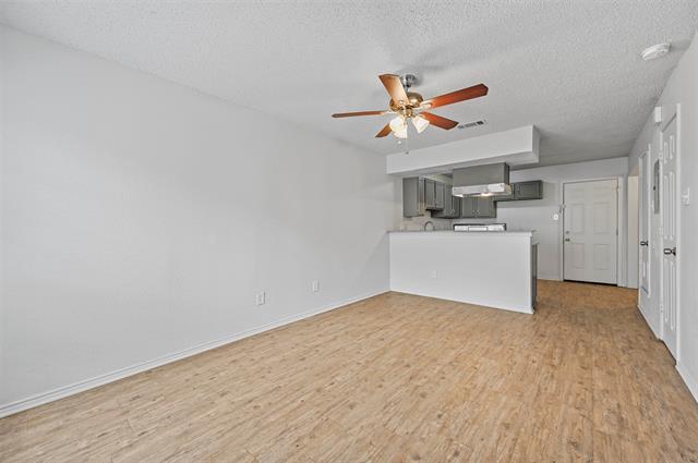 Building Photo - 4947 Miller Ave
