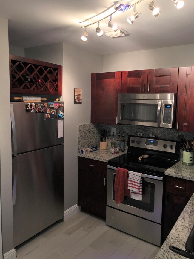 Foto del edificio - 3429 NW 44th St