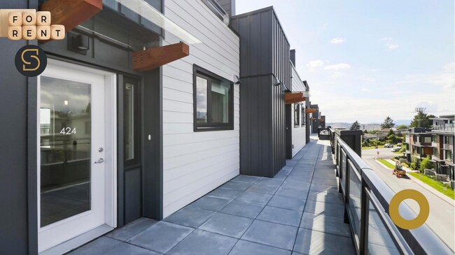 Building Photo - 525 2nd St E