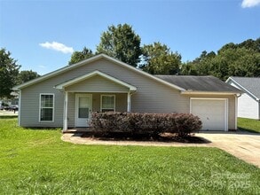 Building Photo - 3211 Hubbard Rd