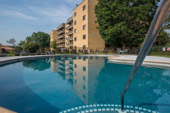 Foto del interior - Chestnut Hill South, L.L.C. (CHS)