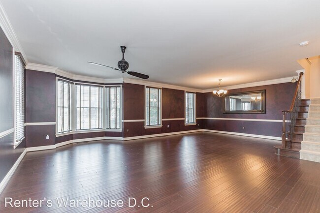 Building Photo - 4 br, 3.5 bath House - 22542 Willington Sq