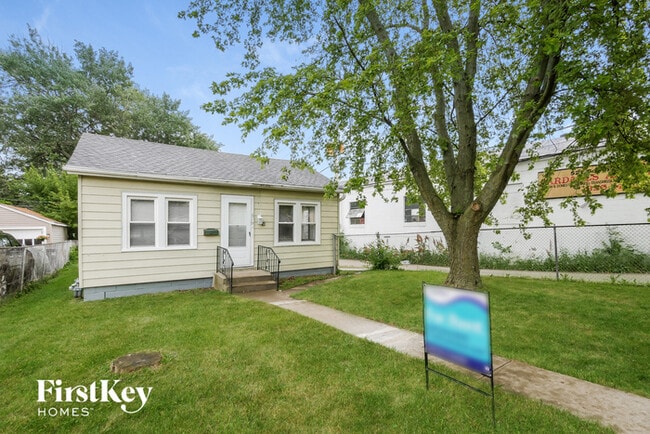 Building Photo - 519 S Elmwood Ave