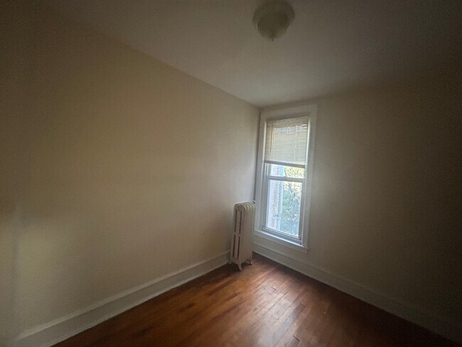 Foto del edificio - 6052 N Norwood St