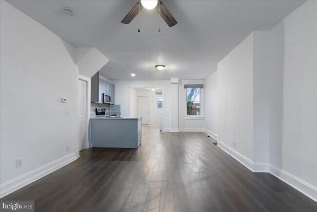 Foto del edificio - 3047 Frisby St