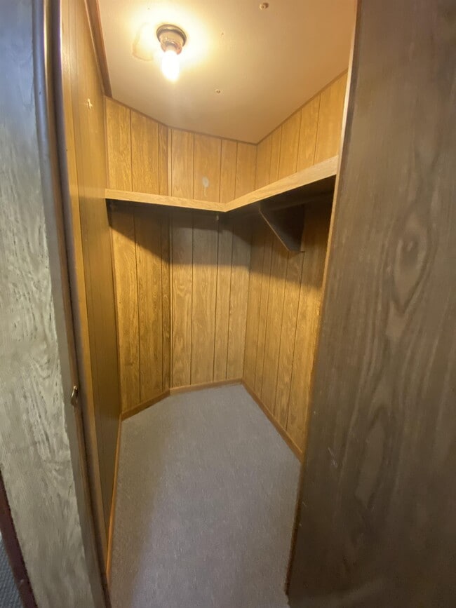 Foto del edificio - 74980 444th Rd