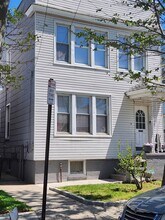 Building Photo - 14 E Bidwell Ave