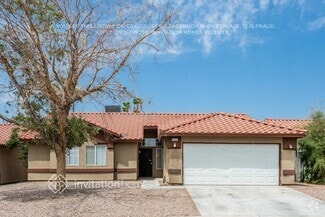 Building Photo - 5823 Berry Hill Ln