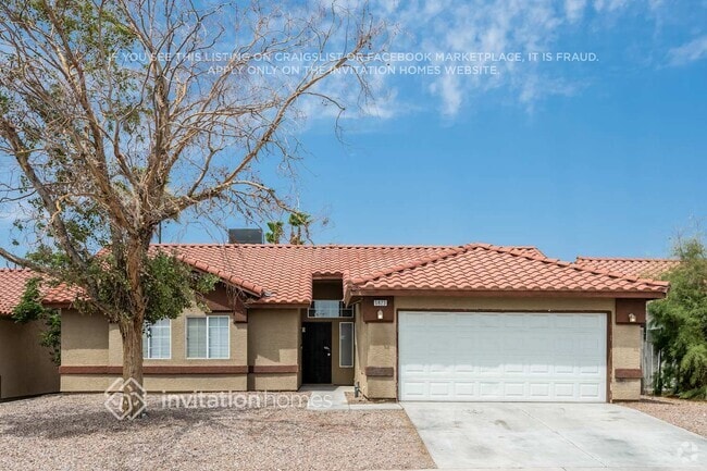 Building Photo - 5823 Berry Hill Ln