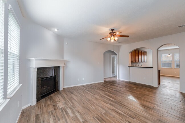 Building Photo - 14319 Heath Falls Ln