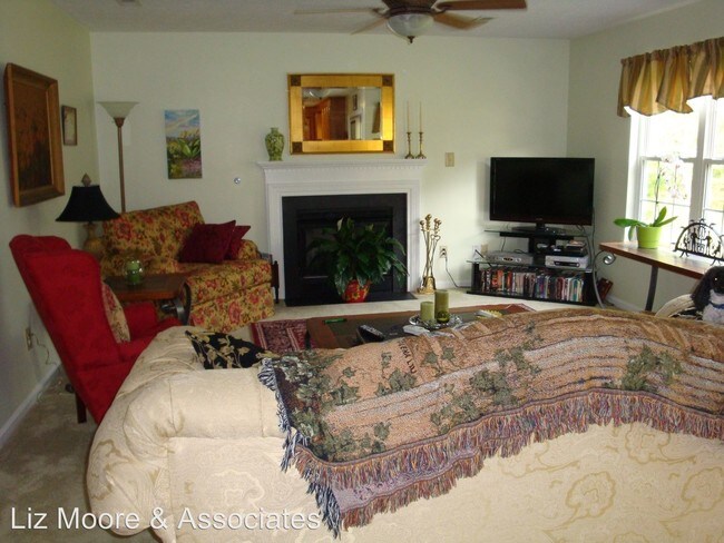 Foto del edificio - 206 Loyal Ln