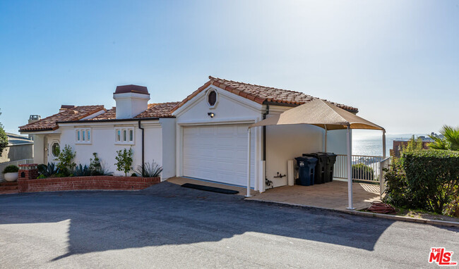 Building Photo - 21470 Rambla Vista