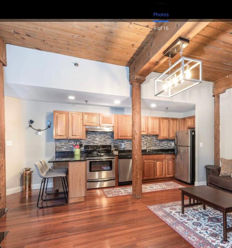 Primary Photo - 335 Cypress St