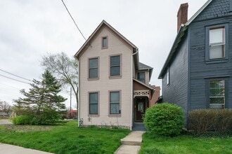 Building Photo - 234 E 3rd Ave