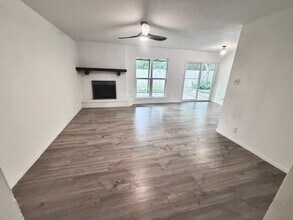 Building Photo - 7303 Whispering Creek Cir