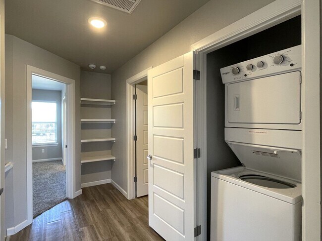 Building Photo - 13517 Blue Jacket Dr