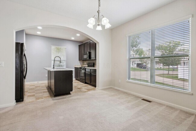 Foto del edificio - 7885 Waggoner Trace Dr