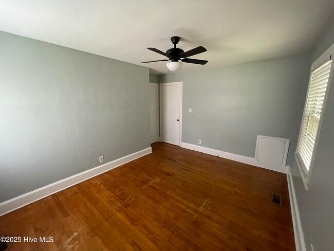 Building Photo - 115 Stancill Dr