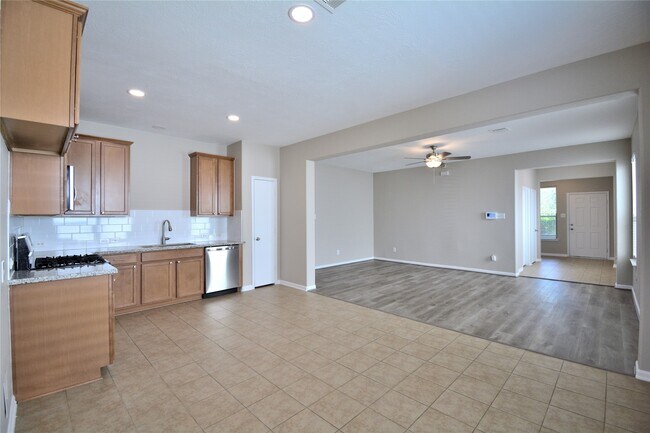 Foto del edificio - 10819 Shannon Mills Ln