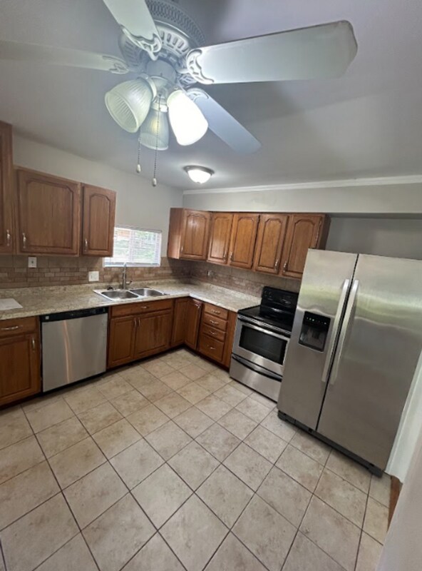 Building Photo - 5751 Kerth Rd