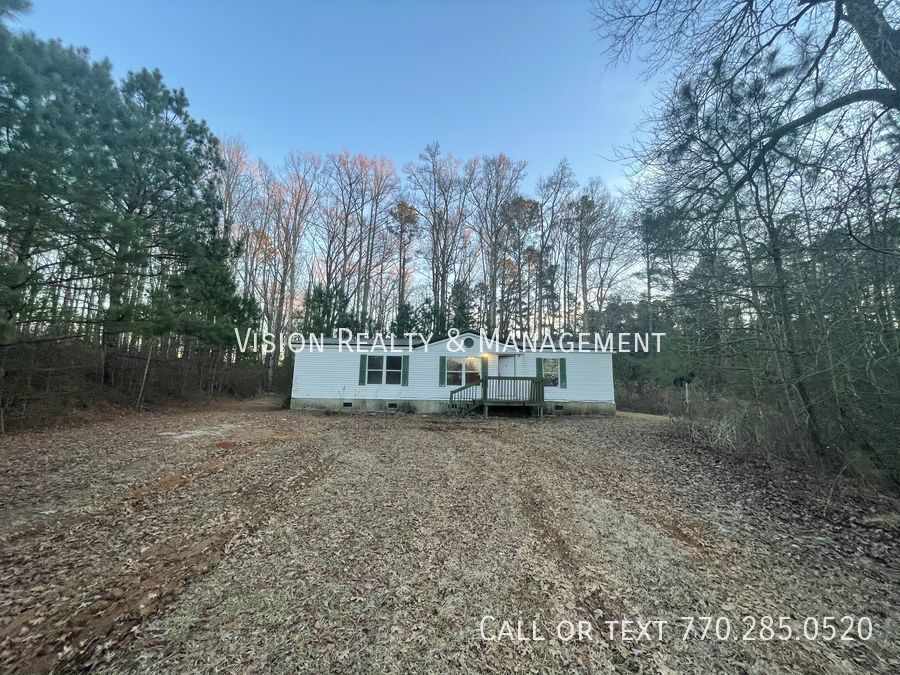 58 Spring Lane House Rental in Carrollton, GA