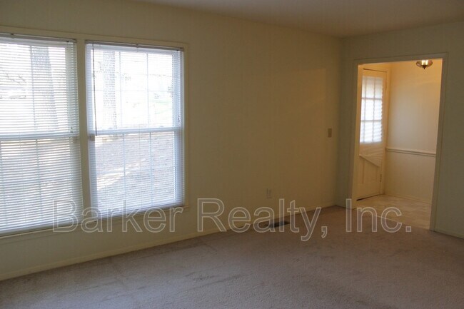 Foto del edificio - 405 Killington Dr