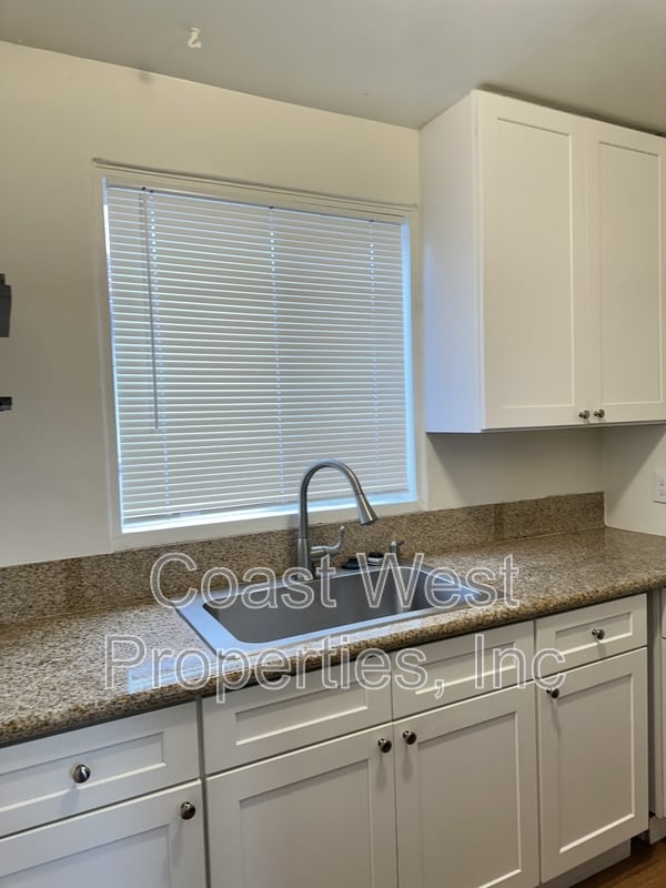 Foto del edificio - 3288 Mission Blvd