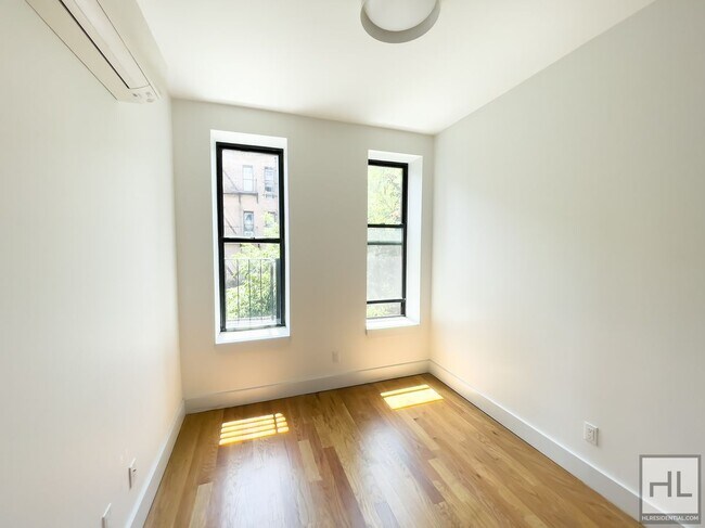 Foto del edificio - EAST 93 STREET / Great Upper East Side Loc...