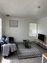 Building Photo - 2420 11th Ave SE Building Photo - 2420 11th Ave SE