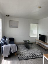 Building Photo - 2420 11th Ave SE Building Photo - 2420 11th Ave SE