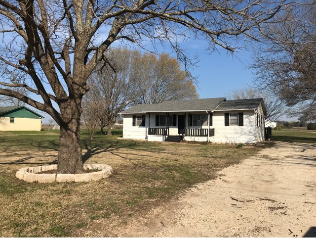 Building Photo - For Rent: 3 bedroom/2 bath in Lorena ISD