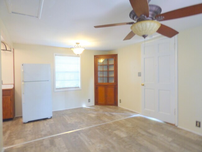 Building Photo - 3629 Boone Park Ave