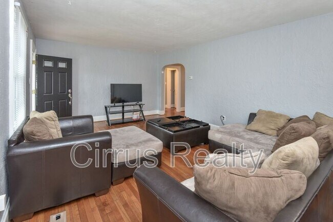 Foto del edificio - 10 Parkside Pl