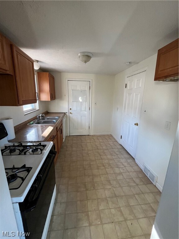 Building Photo - 5080 Haverford Dr