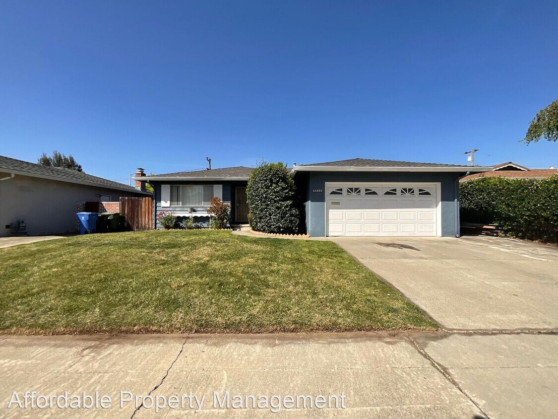 Primary Photo - 3 br, 2 bath House - 41263 Ellen Street