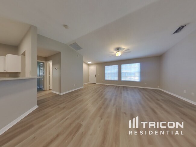 Building Photo - 4498 Jaslo Ave