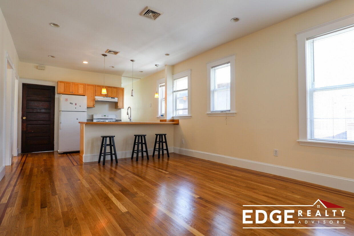 Photo - 86 Easton St. Unit 3