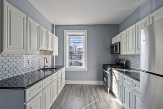 Building Photo - 6700 Park Ave