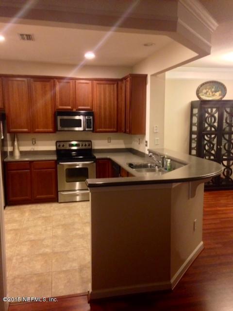 Building Photo - 11141 Castlemain Cir S