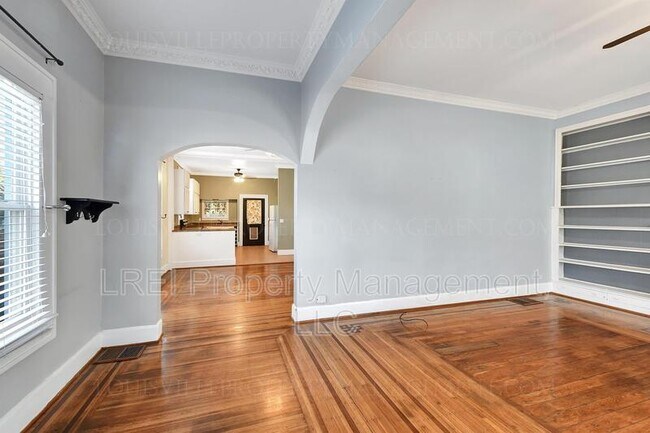 Foto del edificio - 1948 E Oak St