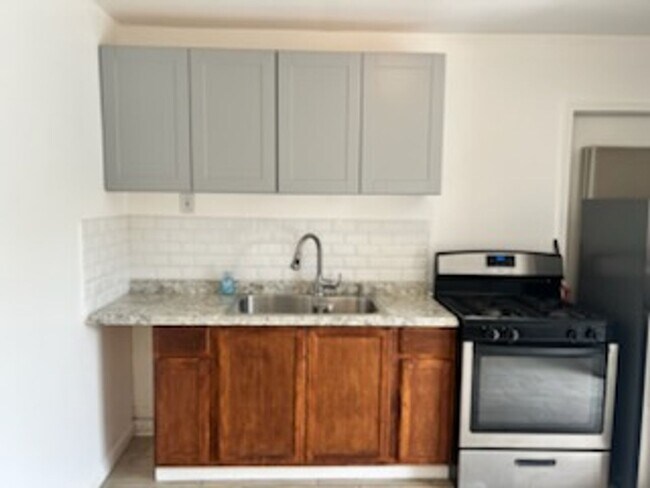 Foto del edificio - 161 1/2 N Hoover St