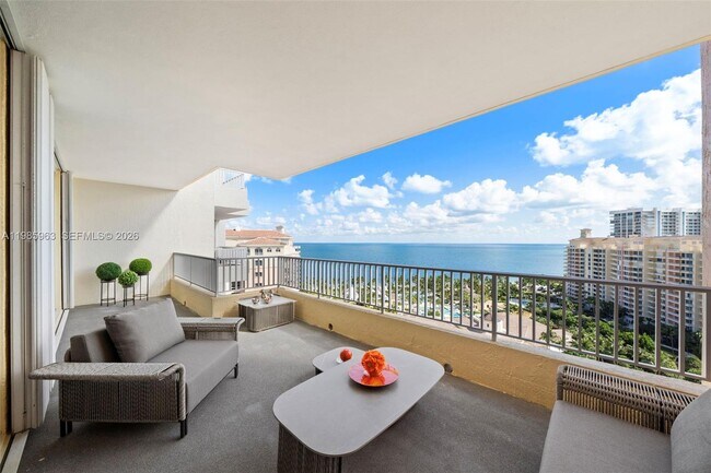 Foto del edificio - 781 Crandon Blvd