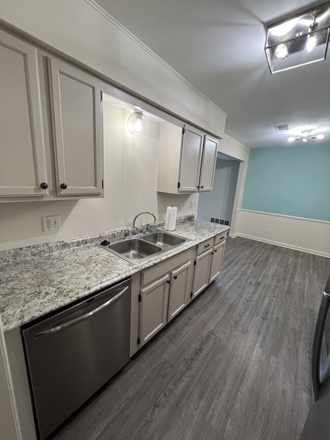 Photo - 6165 Innkeepers Ct Townhome