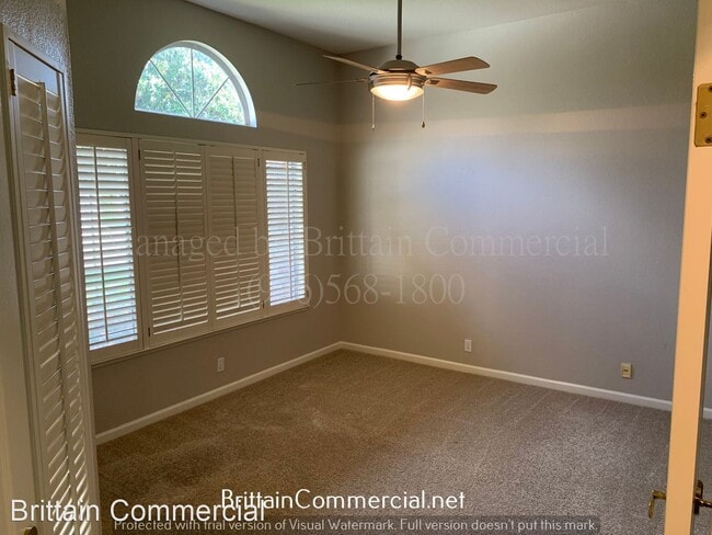 Building Photo - 3 br, 2 bath House - 2721 Courtside Drive