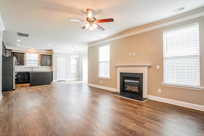 Foto del edificio - 168 Outwater Ridge Dr