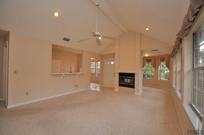 Foto del edificio - 148 Wellington Dr