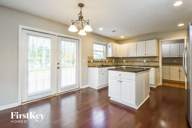 Foto del edificio - 44 Glenmaura Way NW