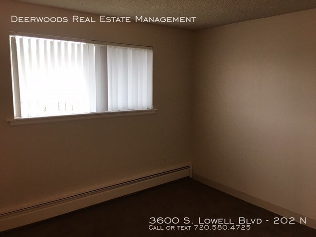 Building Photo - 3600 S Lowell Blvd